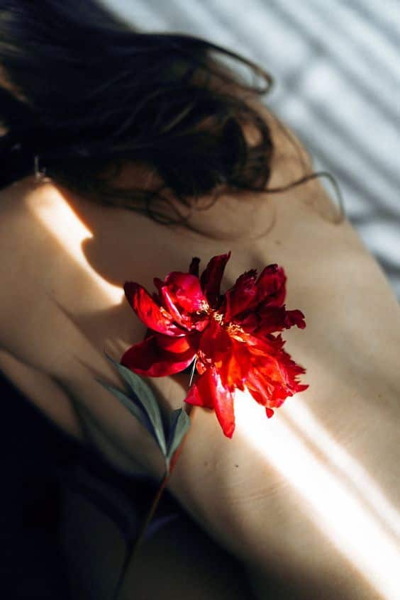Feminine bodywork and womb healing massage